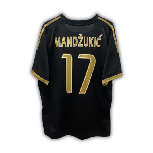 2015/16 Mandzukic Juventus Third Jersey