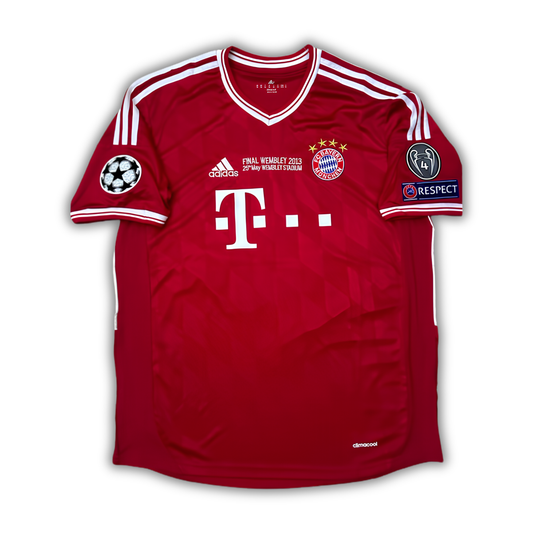13/14 Mueller Bayern Home Jersey