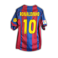 2004/05 Ronaldinho Barcelona Home Jersey